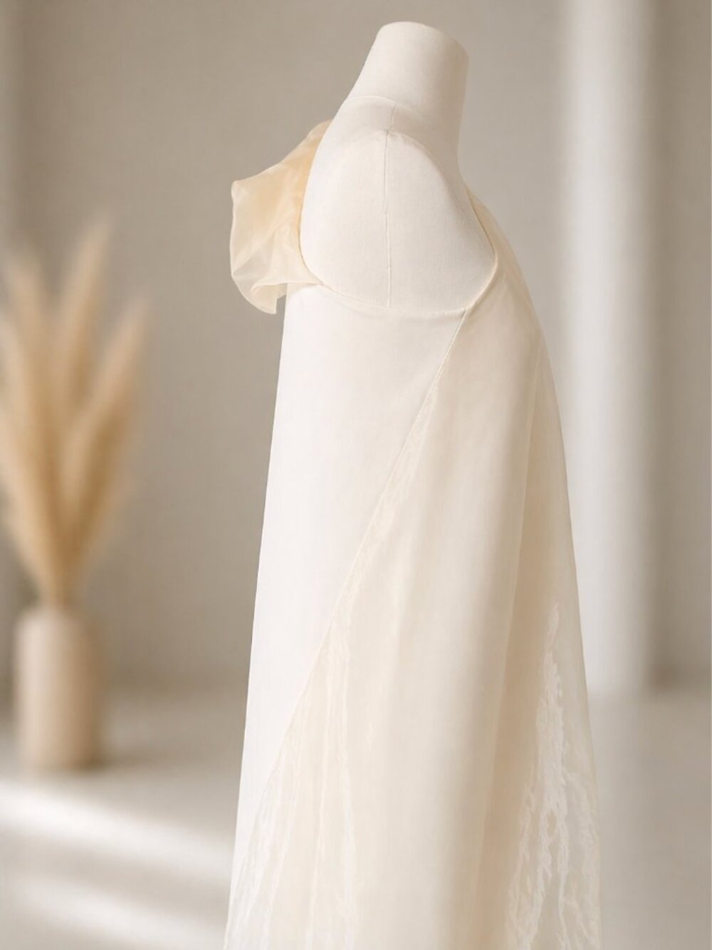 Bottega Veneta Ivory One Shoulder Organza Drape Dress - IT 44 - Bridal Cocktail - Picture 9 of 13